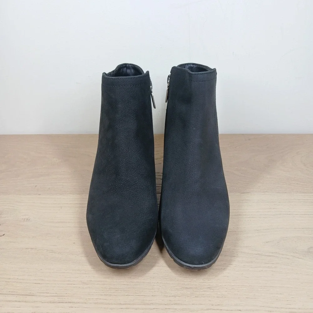 Blondo Ankle Boots Womens 9 Black Leather Waterproof Side Zip Stacked Block Heel